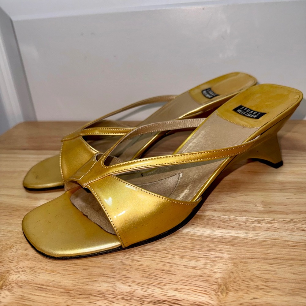 Stuart Weitzman Womens Gold Metallic Square Toe Kitten Heel Slide Sandals 7.5 B